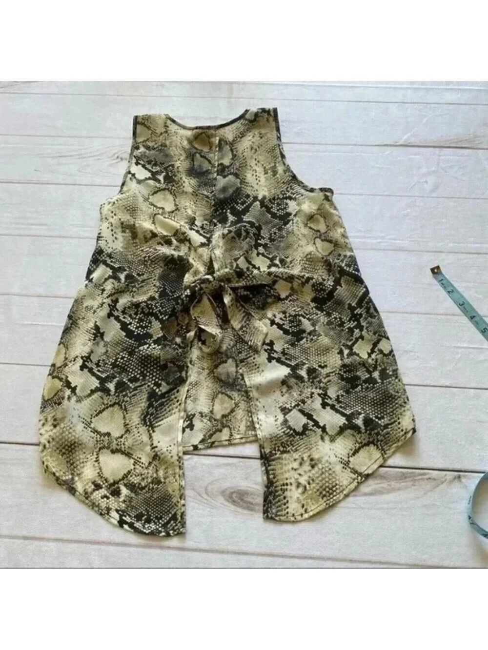Sandy& Sid NewYork, Snakeskin sleeveless b… - Picture 11 of 12